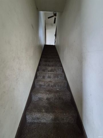 610 W State Street, Princeton, IN 47670