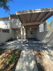5152 TENNIS COURT CIRCLE 59, Tampa, FL 33617