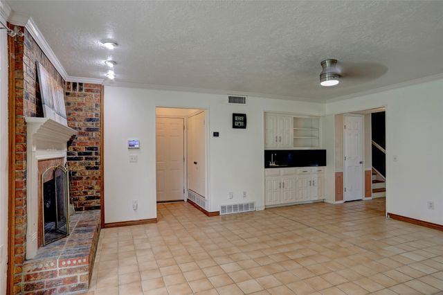 2102 Apollo Road, Richardson, TX 75081