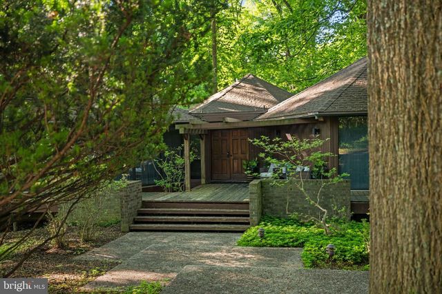 2707 CAVES RD, Owings Mills, MD 21117