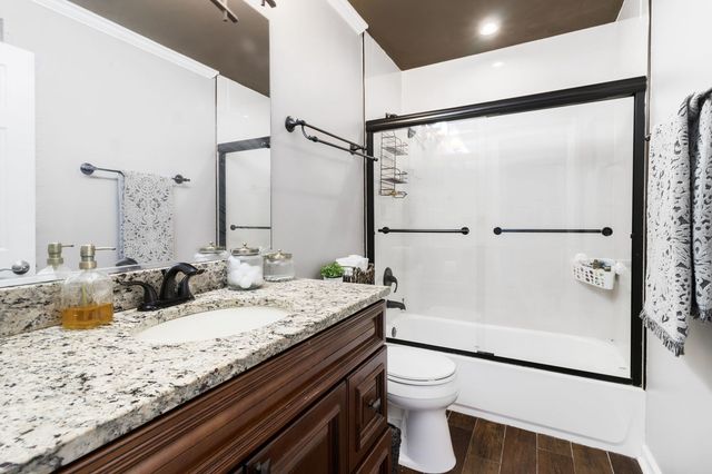 986 Four Seasons Boulevard 986, Aurora, IL 60504