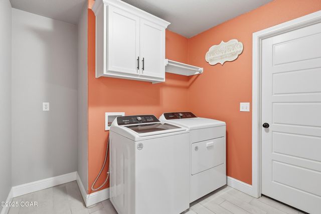 819 Delaney Drive, Carl Junction, MO 64834