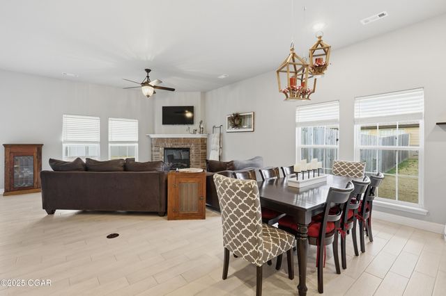 819 Delaney Drive, Carl Junction, MO 64834