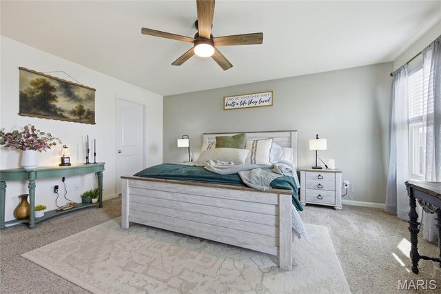 521 Palisades Drive, St Charles, MO 63301