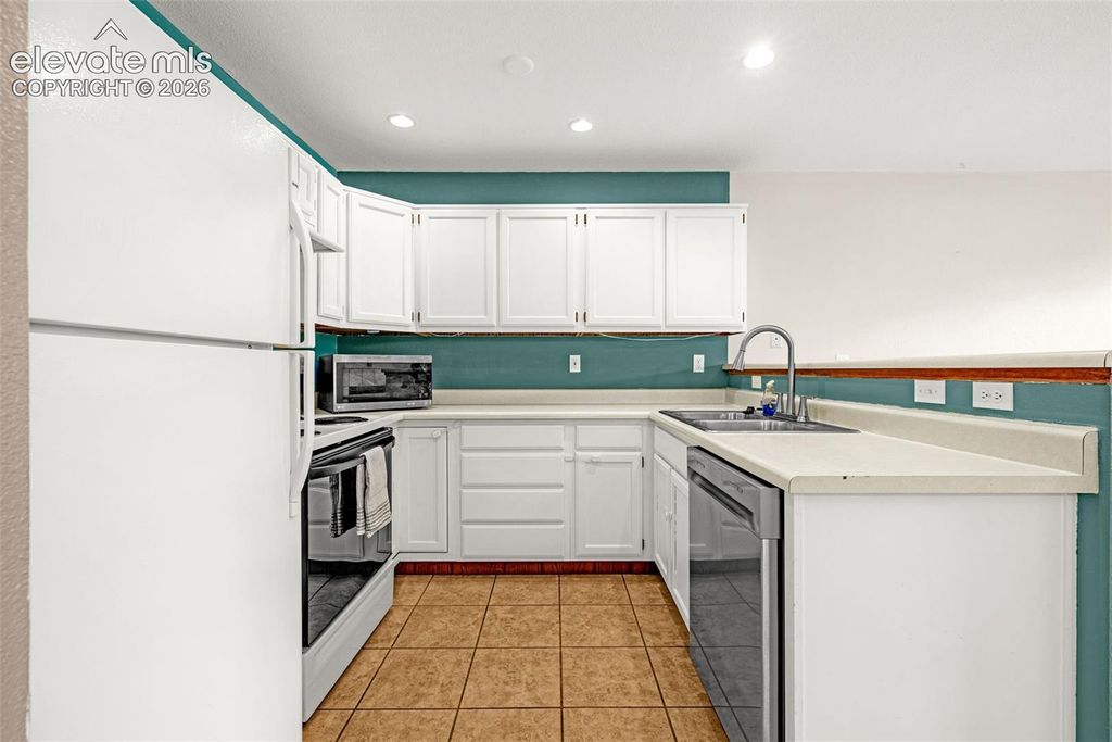 1010 Grinde Drive, Fountain, CO 80817 — photo 3