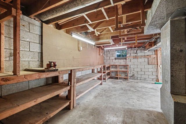 389 Spring Station Court, Lexington, KY 40505