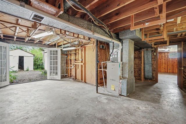 389 Spring Station Court, Lexington, KY 40505