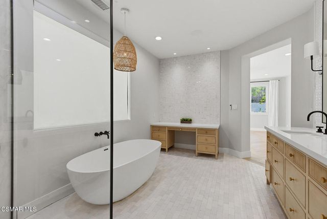 4630 Rio Bravo Court, Moorpark, CA 93021