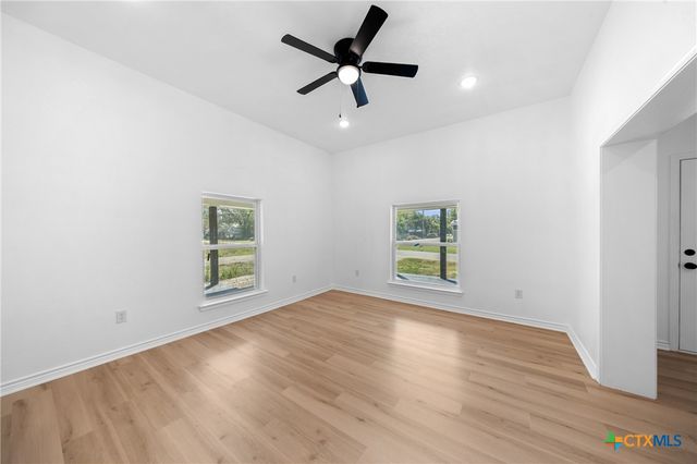 507 2nd Street, Moody, TX 76557