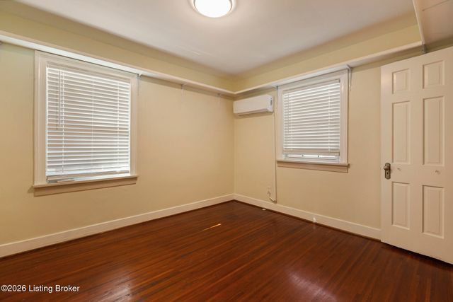 405 Macon Ave, Louisville, KY 40207