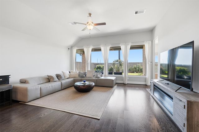 26123 Beaming Zenith Way, Richmond, TX 77406