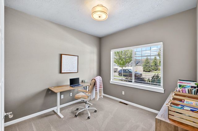 19650 E Kalama Ave, Liberty Lake, WA 99016