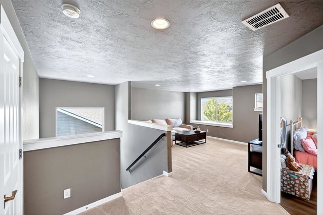 19650 E Kalama Ave, Liberty Lake, WA 99016