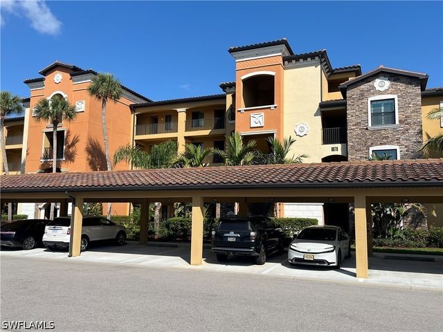 9816 Giaveno CIR 1317, Naples, FL 34113
