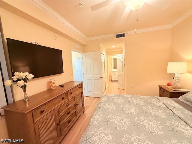 9816 Giaveno CIR 1317, Naples, FL 34113