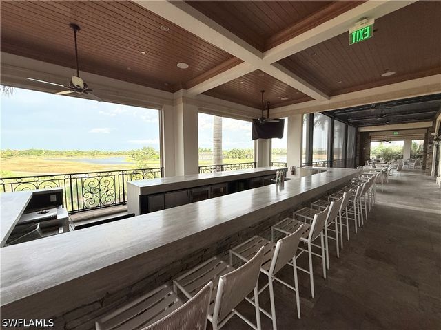 9816 Giaveno CIR 1317, Naples, FL 34113