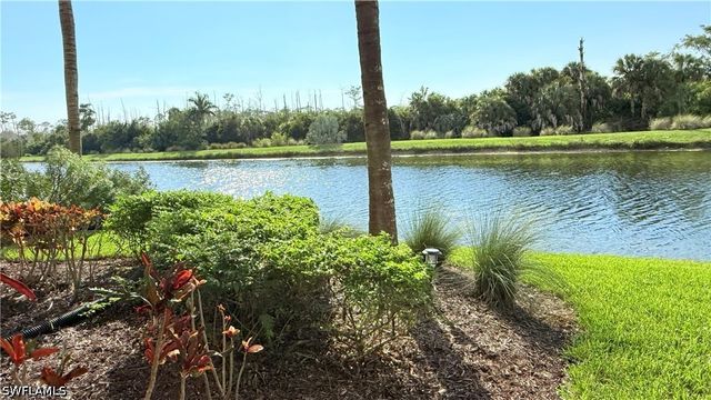 9816 Giaveno CIR 1317, Naples, FL 34113