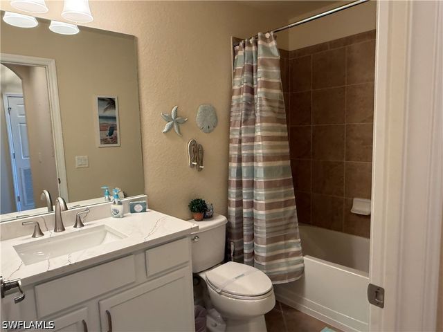 9816 Giaveno CIR 1317, Naples, FL 34113