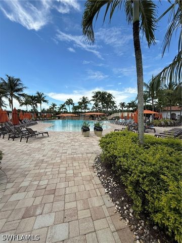 9816 Giaveno CIR 1317, Naples, FL 34113