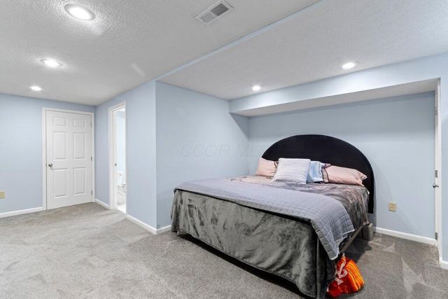 6019 Bentgate Lane, Columbus, OH 43230