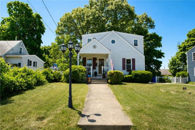 147 Pawtuxet Terrace, West Warwick, RI 02893