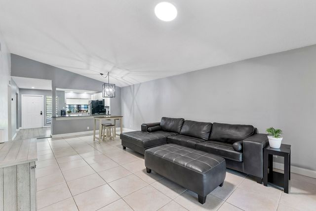 4149 Palm Forest Drive S, Delray Beach, FL 33445