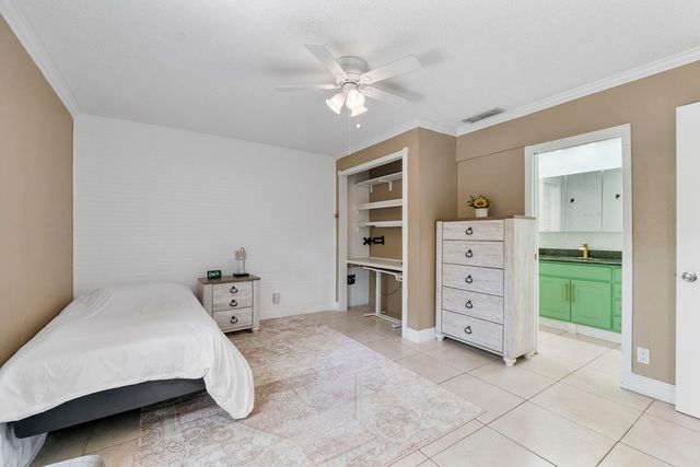 4149 Palm Forest Drive S, Delray Beach, FL 33445