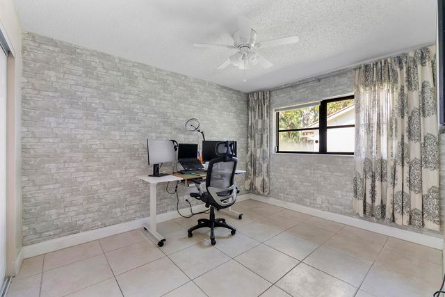 4149 Palm Forest Drive S, Delray Beach, FL 33445