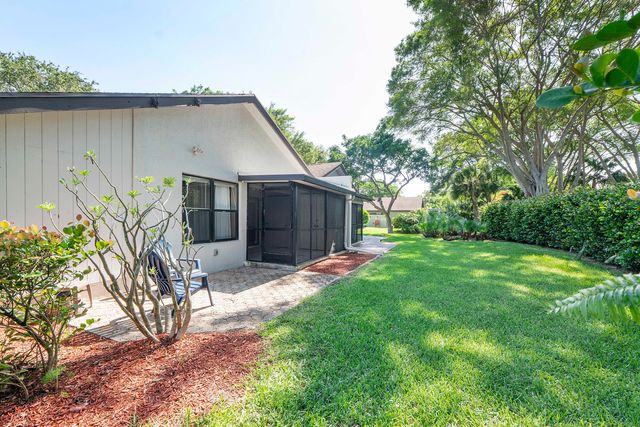 4149 Palm Forest Drive S, Delray Beach, FL 33445