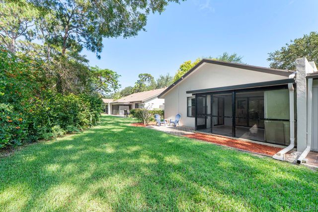 4149 Palm Forest Drive S, Delray Beach, FL 33445