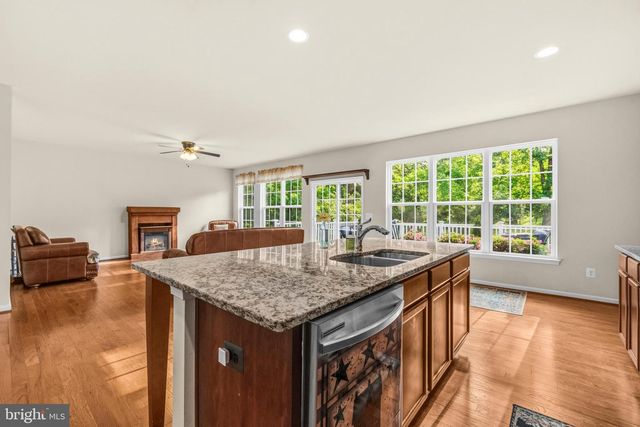 18184 PRESIDIO PL, Round Hill, VA 20141