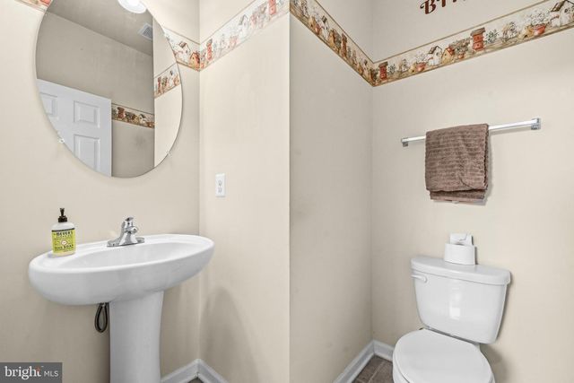 18184 PRESIDIO PL, Round Hill, VA 20141