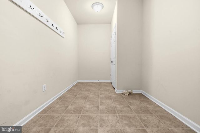 18184 PRESIDIO PL, Round Hill, VA 20141