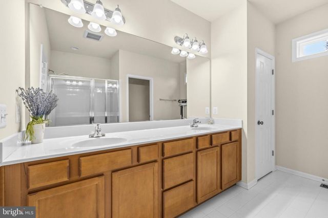 18184 PRESIDIO PL, Round Hill, VA 20141