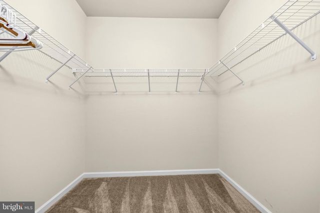 18184 PRESIDIO PL, Round Hill, VA 20141
