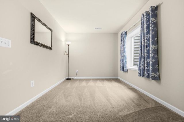 18184 PRESIDIO PL, Round Hill, VA 20141