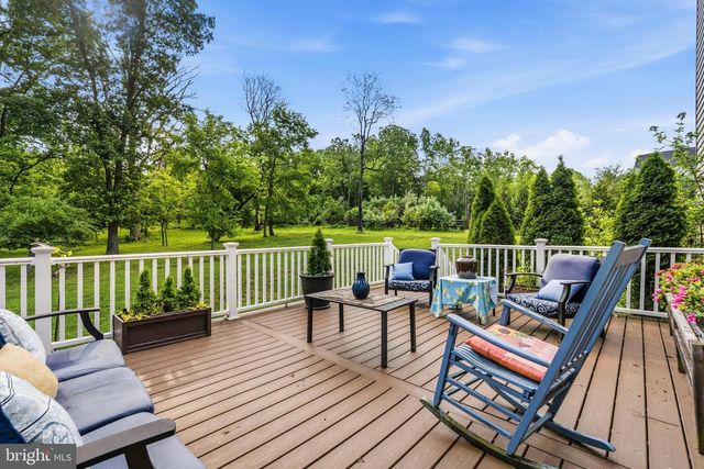 18184 PRESIDIO PL, Round Hill, VA 20141