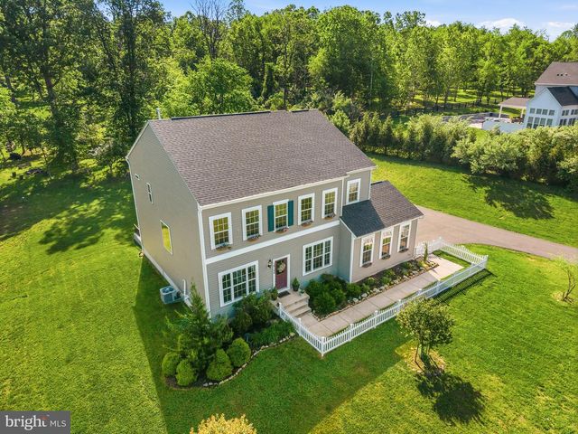 18184 PRESIDIO PL, Round Hill, VA 20141