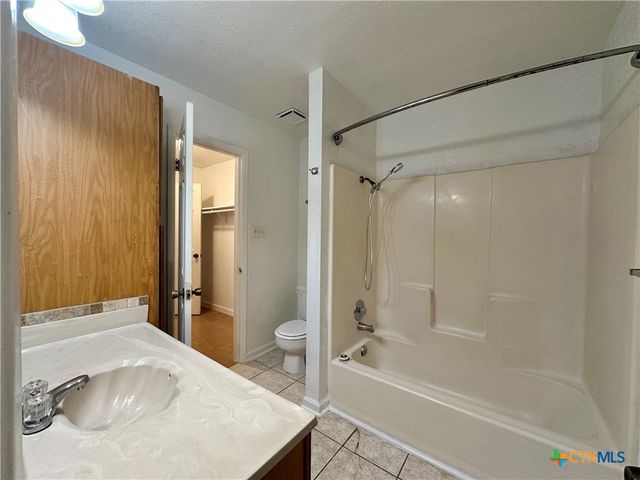 1128 Royal Crest Drive, Killeen, TX 76549