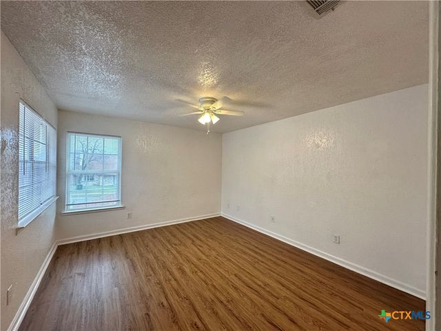 1128 Royal Crest Drive, Killeen, TX 76549