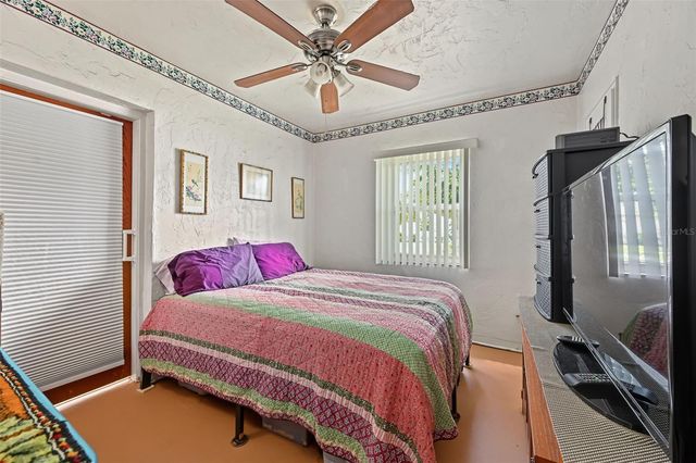 4139 1ST STREET NE, St Petersburg, FL 33703