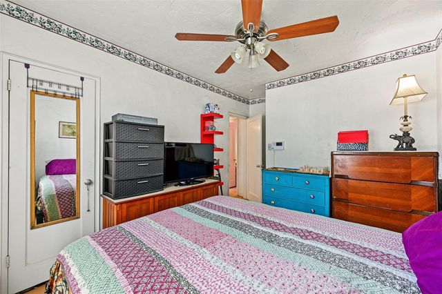 4139 1ST STREET NE, St Petersburg, FL 33703