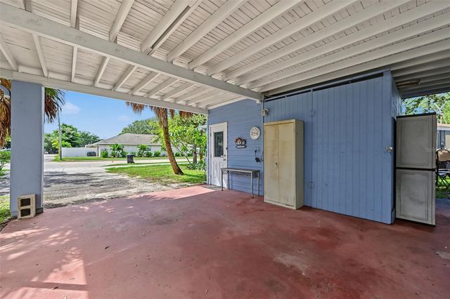 4139 1ST STREET NE, St Petersburg, FL 33703