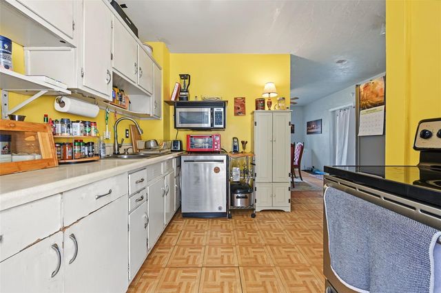 4139 1ST STREET NE, St Petersburg, FL 33703