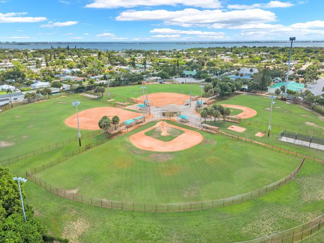 1644 NE Arch Avenue, Jensen Beach, FL 34957