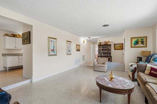 1644 NE Arch Avenue, Jensen Beach, FL 34957