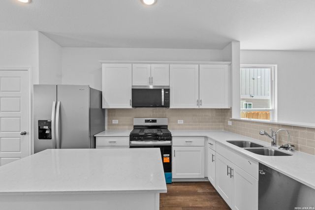209 Jersey Ln, Boerne, TX 78006