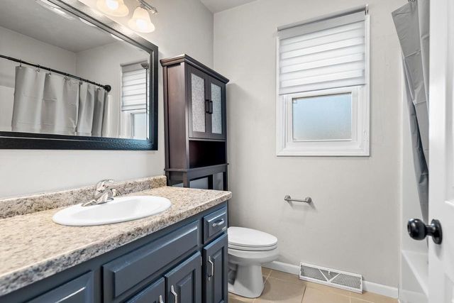 1542 9TH STREET, Green Bay, WI 54304