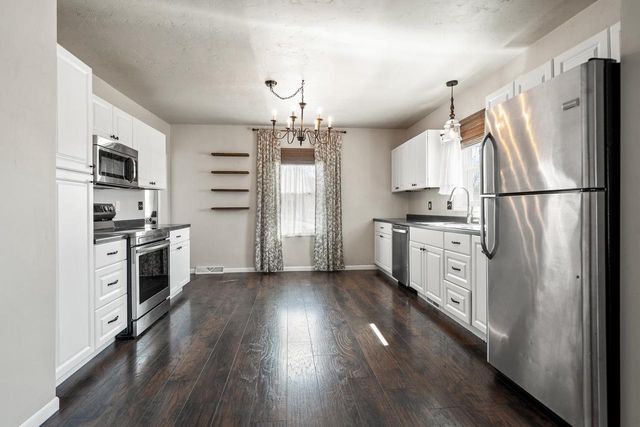 1542 9TH STREET, Green Bay, WI 54304