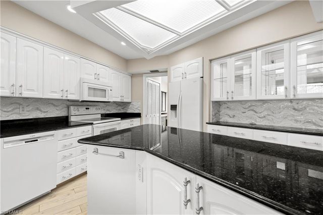 12331 Oak Brook CT, Fort Myers, FL 33908